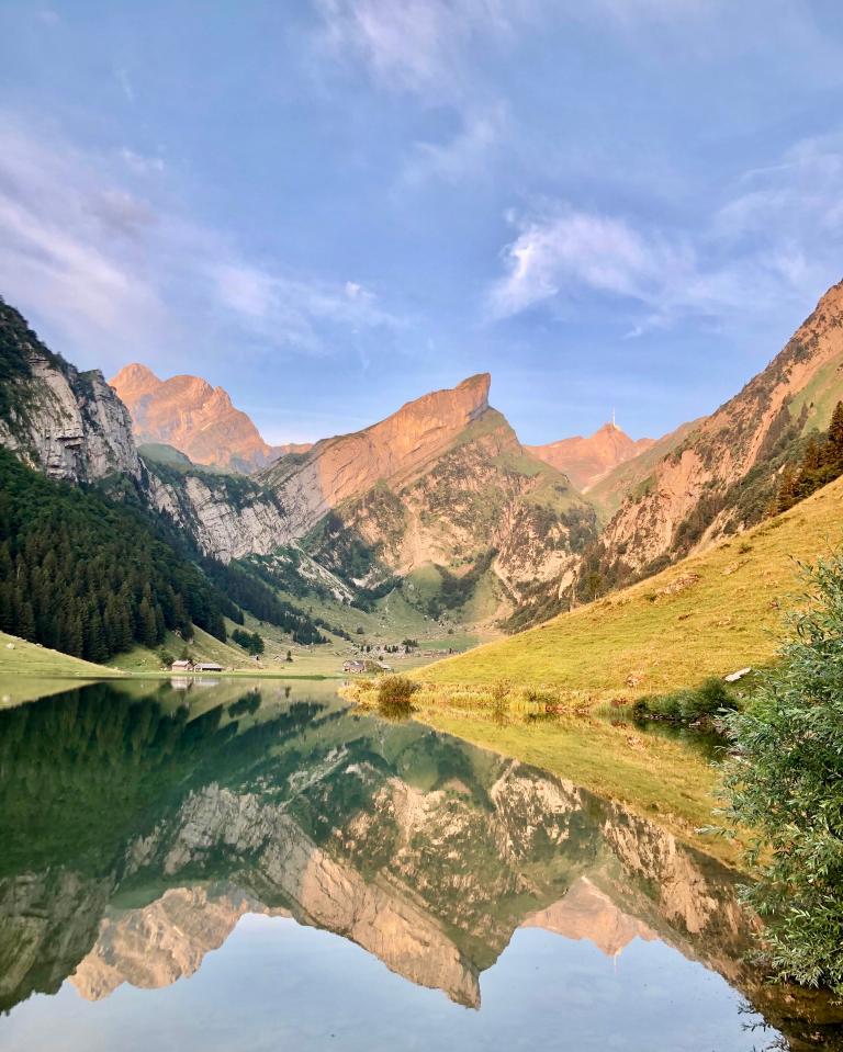 Frühmorgenstimmung am Seealpsee, August 2022